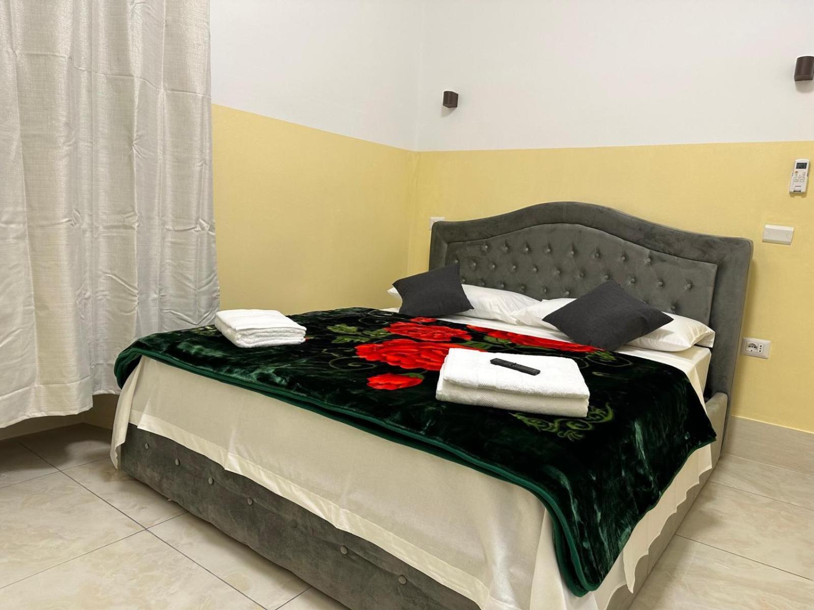 Turati Termini Bed & Breakfast Rome Bagian luar foto