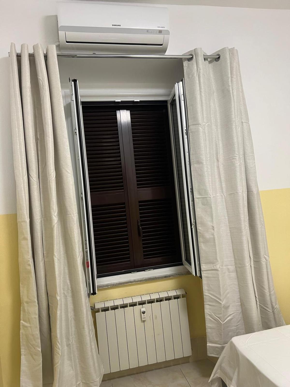Turati Termini Bed & Breakfast Rome Bagian luar foto